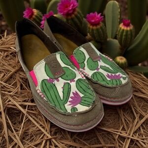 🔥Kick Off Your Boots🤠Ariat Cruiser Cactus Print southwestern Cowgirl Loafer7.5
